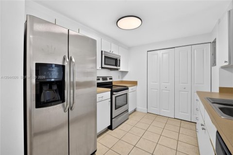 Condominio en venta en Miami, Florida, 2 dormitorios, 95.04 m2 № 2252237 - foto 21