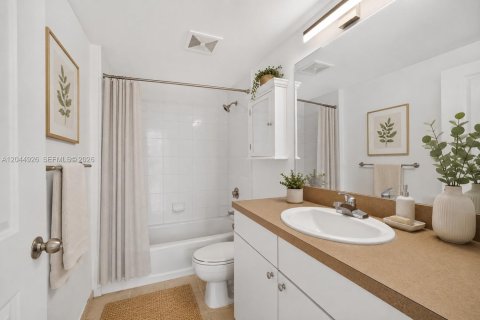 Condominio en venta en Miami, Florida, 2 dormitorios, 95.04 m2 № 2252237 - foto 5