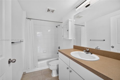 Condominio en venta en Miami, Florida, 2 dormitorios, 95.04 m2 № 2252237 - foto 29