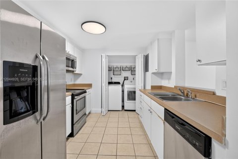 Condominio en venta en Miami, Florida, 2 dormitorios, 95.04 m2 № 2252237 - foto 20