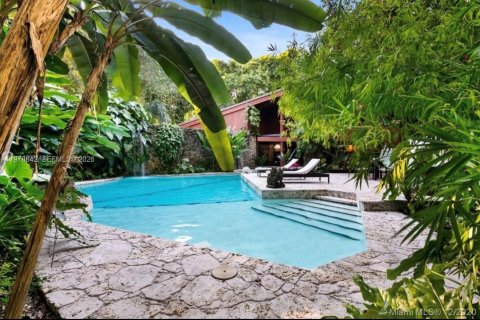 Condo in Miami, Florida, 3 bedrooms  № 2044476 - photo 8