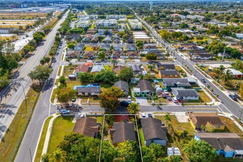 Купить виллу или дом в Флорида-Сити, Флорида 3 спальни, 101.45м2, № 1998491 - фото 29