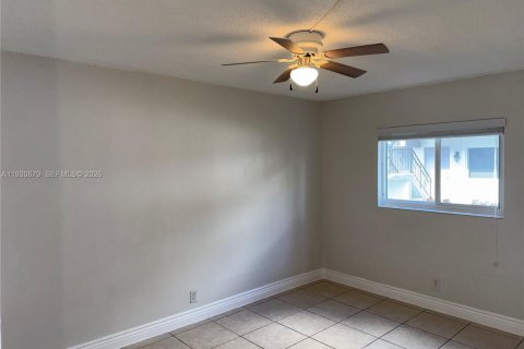 Apartment in Fort Lauderdale, Florida 2 bedrooms, 72 sq.m. № 1989320 - photo 3