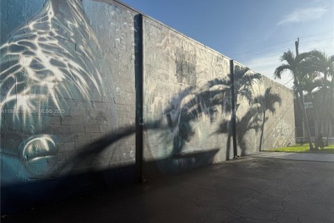 Снять в аренду квартиру в Форт-Лодердейл, Флорида 2 спальни, 72м2, № 1989320 - фото 2