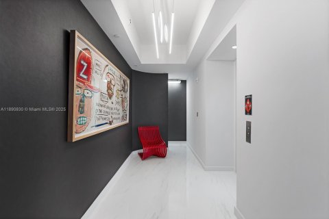 Купить кондоминиум в Майами, Флорида 4 спальни, 422.89м2, № 1945790 - фото 24