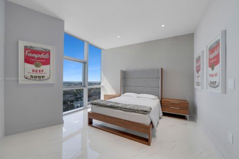 Купить кондоминиум в Майами, Флорида 4 спальни, 422.89м2, № 1945790 - фото 20