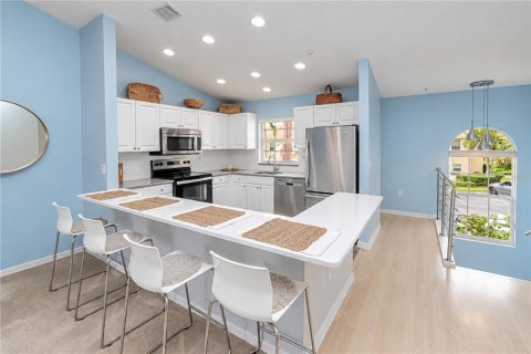 Copropriété à vendre à Sarasota, Floride: 2 chambres, 105.72 m2 № 2403312 - photo 8