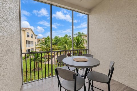 Copropriété à vendre à Sarasota, Floride: 2 chambres, 105.72 m2 № 2403312 - photo 22
