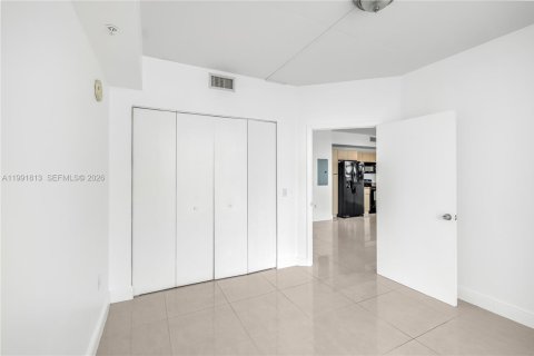 Copropriété à louer à Miami, Floride: 1 chambre, 105.35 m2 № 2055587 - photo 28