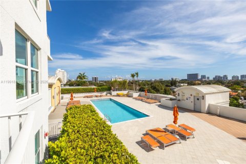 Copropriété à louer à Miami, Floride: 1 chambre, 105.35 m2 № 2055587 - photo 11