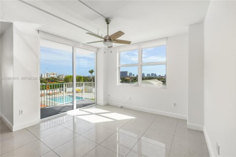Copropriété à louer à Miami, Floride: 1 chambre, 105.35 m2 № 2055587 - photo 17