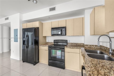 Copropriété à louer à Miami, Floride: 1 chambre, 105.35 m2 № 2055587 - photo 23