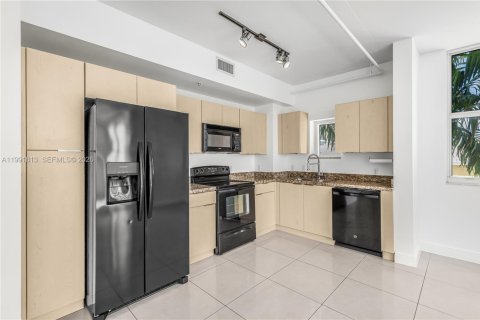 Copropriété à louer à Miami, Floride: 1 chambre, 105.35 m2 № 2055587 - photo 24