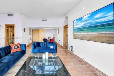 Condo in Aventura, Florida, 2 bedrooms № 2170718 - photo 14