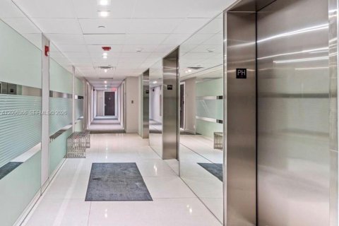 Condo in Aventura, Florida, 2 bedrooms № 2170718 - photo 6