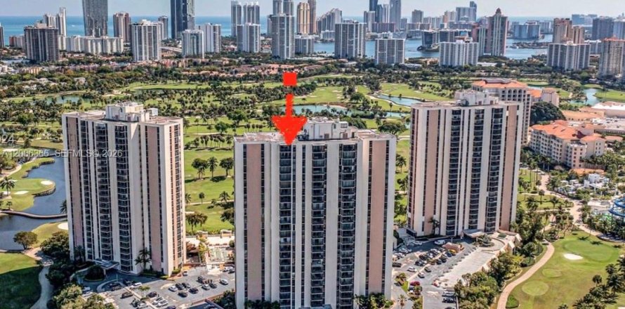 Condo in Aventura, Florida, 2 bedrooms № 2170718