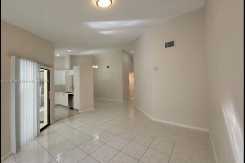 Townhouse in Boca Raton, Florida 2 bedrooms, 118.82 sq.m. № 1972716 - photo 27
