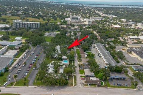 Condo in Largo, Florida, 2 bedrooms  № 1918758 - photo 21