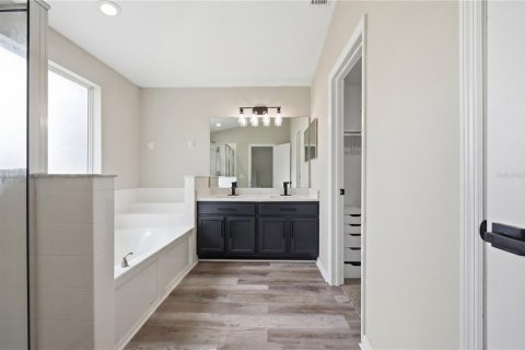 Casa en venta en Winter Haven, Florida, 5 dormitorios, 239.41 m2 № 2097018 - foto 28