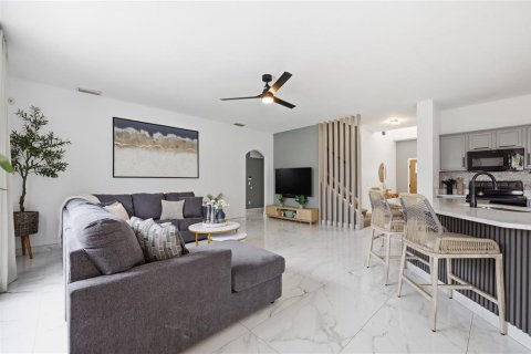 Casa en venta en Winter Haven, Florida, 5 dormitorios, 239.41 m2 № 2097018 - foto 12