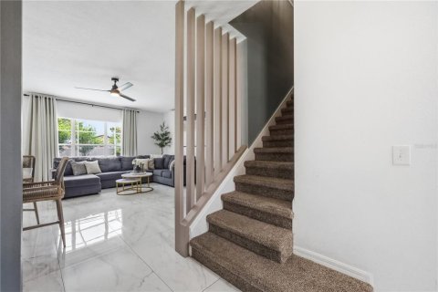 Casa en venta en Winter Haven, Florida, 5 dormitorios, 239.41 m2 № 2097018 - foto 23