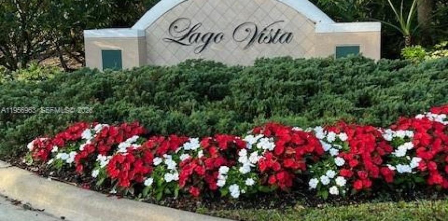 Condominio en Coconut Creek, Florida, 3 dormitorios  № 2029770