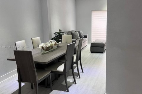 Condominio en alquiler en Coconut Creek, Florida, 3 dormitorios, 143.35 m2 № 2029770 - foto 8