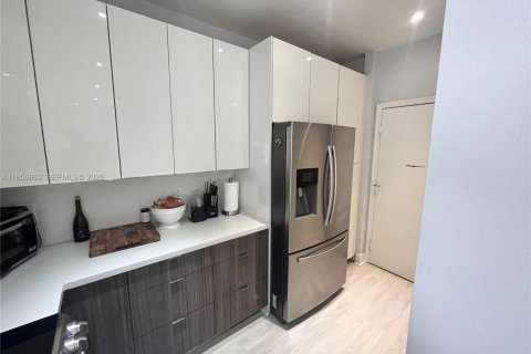 Condominio en alquiler en Coconut Creek, Florida, 3 dormitorios, 143.35 m2 № 2029770 - foto 13