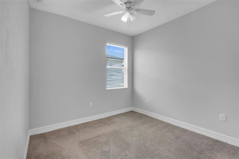 Villa ou maison à vendre à Poinciana, Floride: 4 chambres, 162.3 m2 № 2227210 - photo 23