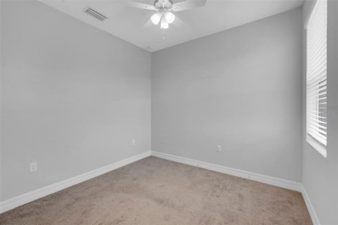 Villa ou maison à vendre à Poinciana, Floride: 4 chambres, 162.3 m2 № 2227210 - photo 19