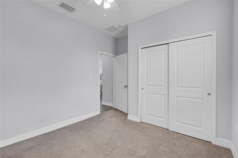 Villa ou maison à vendre à Poinciana, Floride: 4 chambres, 162.3 m2 № 2227210 - photo 21
