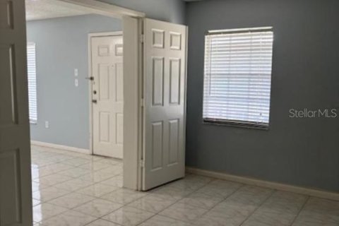 Condo in Palm Harbor, Florida, 2 bedrooms  № 1833354 - photo 8