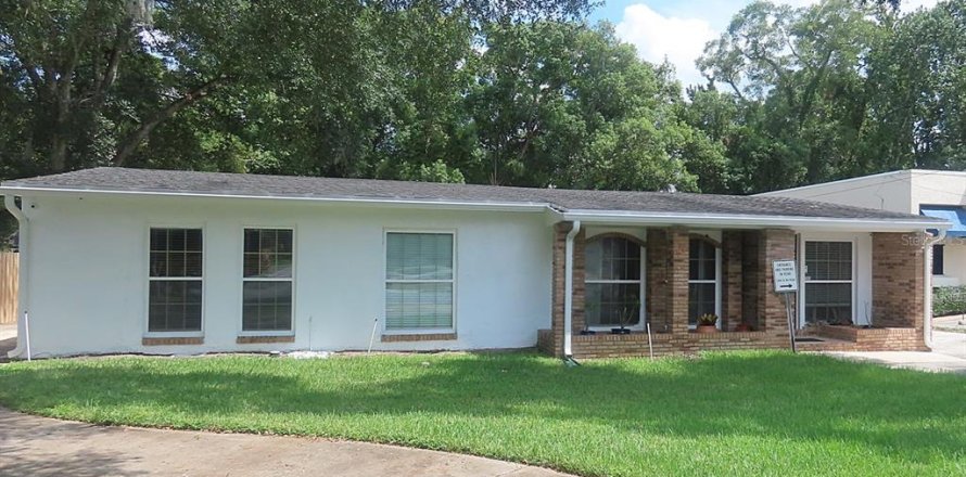Immobilier commercial à Altamonte Springs, Floride 141.03 m2 № 1538687