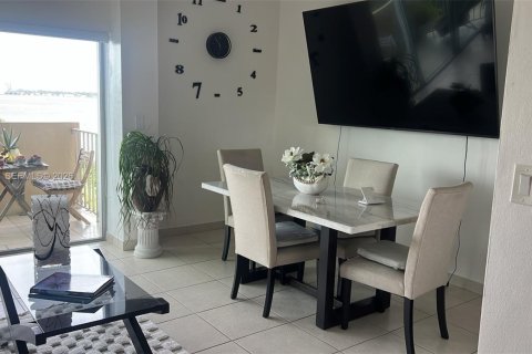 Condo in Miami, Florida, 1 bedroom № 2077453 - photo 20