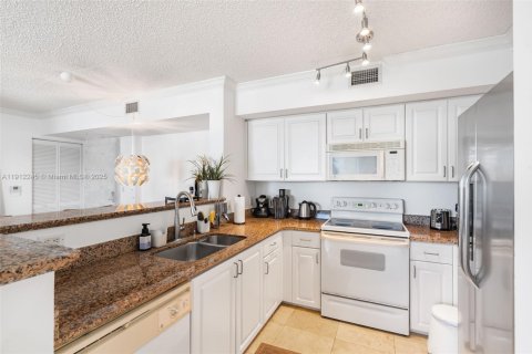 Condominio en venta en Miami, Florida, 2 dormitorios, 105.91 m2 № 2013547 - foto 9