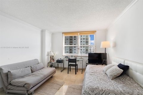 Condominio en venta en Miami, Florida, 2 dormitorios, 105.91 m2 № 2013547 - foto 13