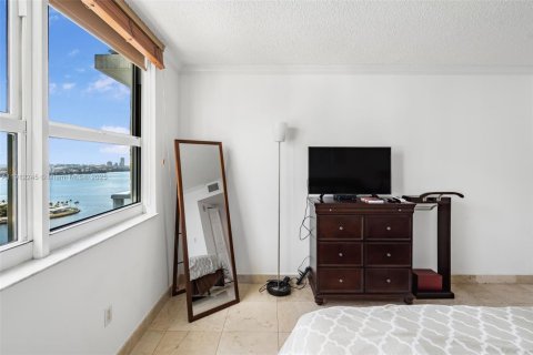 Condominio en venta en Miami, Florida, 2 dormitorios, 105.91 m2 № 2013547 - foto 16