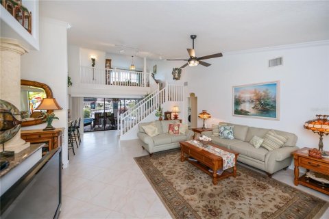 Casa en venta en Punta Gorda, Florida, 5 dormitorios, 283.72 m2 № 1815489 - foto 15