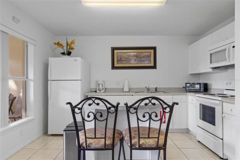 Купить таунхаус в Киссимми, Флорида 12 комнат, 174.66м2, № 1824374 - фото 13