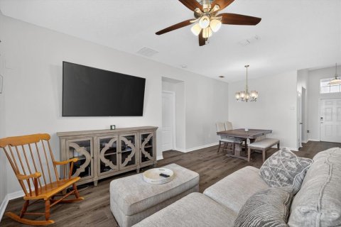 Casa en alquiler en Ruskin, Florida, 3 dormitorios, 141.68 m2 № 1885959 - foto 18