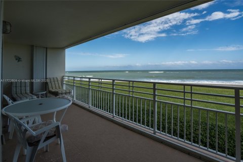 Condo in Tequesta, Florida, 2 bedrooms  № 1811237 - photo 6