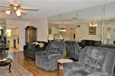 Condominio en venta en Clearwater, Florida, 2 dormitorios, 130.06 m2 № 1869091 - foto 8