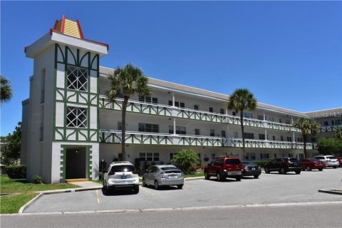 Condominio en venta en Clearwater, Florida, 2 dormitorios, 130.06 m2 № 1869091 - foto 1