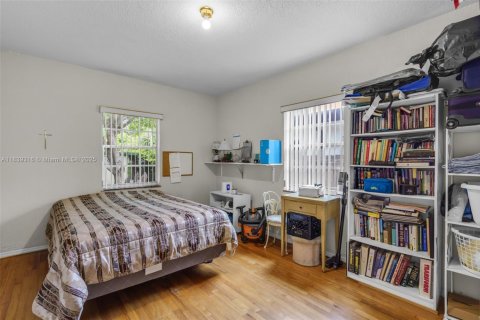 Купить виллу или дом в Майами, Флорида 4 спальни, 164.07м2, № 1957522 - фото 16