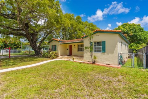 Купить виллу или дом в Майами, Флорида 4 спальни, 164.07м2, № 1957522 - фото 4