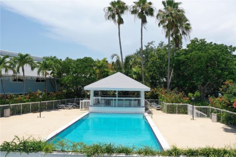 Condominio en alquiler en Key Biscayne, Florida, 2 dormitorios, 81.29 m2 № 2076644 - foto 14
