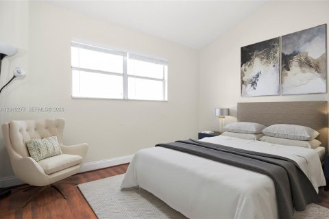 Condominio en alquiler en Key Biscayne, Florida, 2 dormitorios, 81.29 m2 № 2076644 - foto 5