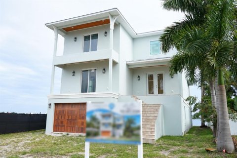 Villa ou maison à vendre à Saint Petersburg, Floride: 4 chambres, 360.74 m2 № 2222448 - photo 10