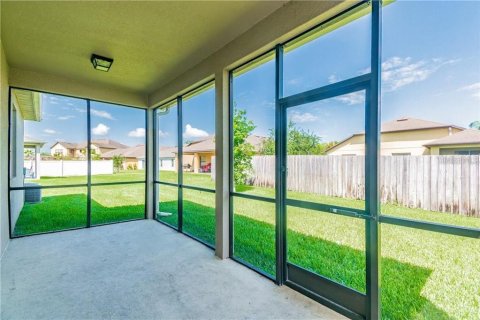 Villa ou maison à vendre à Kissimmee, Floride: 3 chambres, 248.05 m2 № 2196313 - photo 6