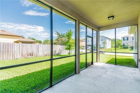 Villa ou maison à vendre à Kissimmee, Floride: 3 chambres, 248.05 m2 № 2196313 - photo 5